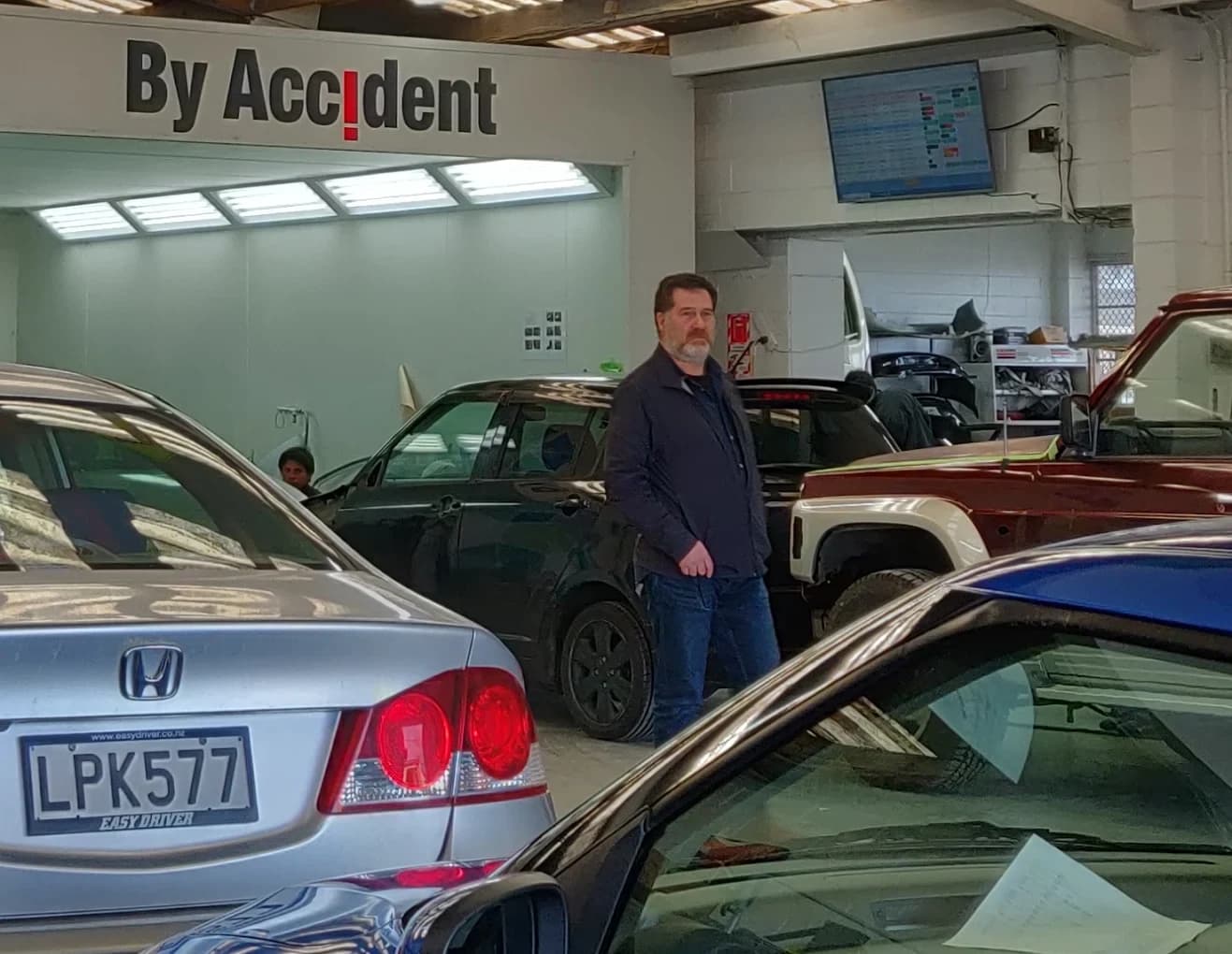By Accident Panel and Paint — Mechanics in Auckland
