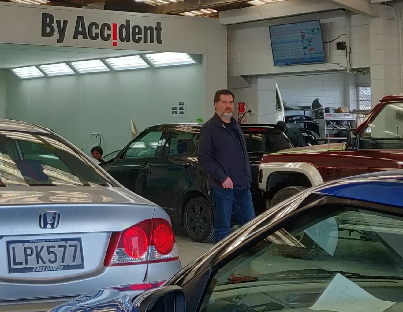 By Accident Panel and Paint — Mechanics in Auckland