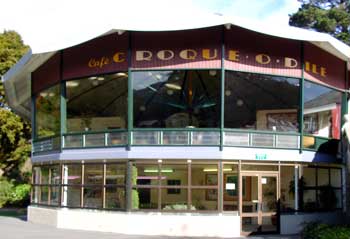 Croque-o-dile cafe
