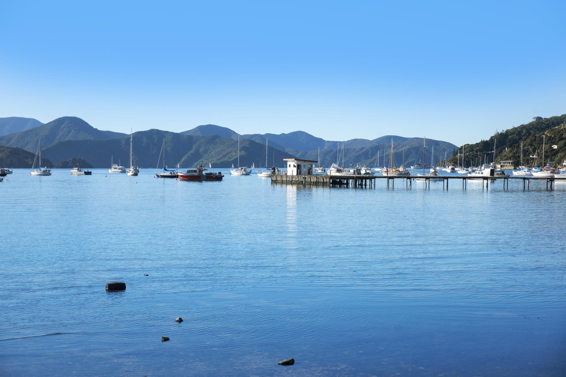 Bay Vista Waterfront Motel — Accommodation in Picton