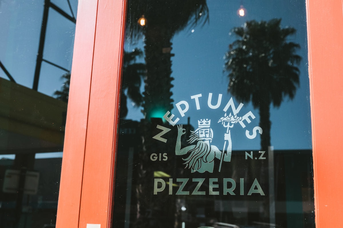 Neptunes Pizzeria — Fast Food in Gisborne