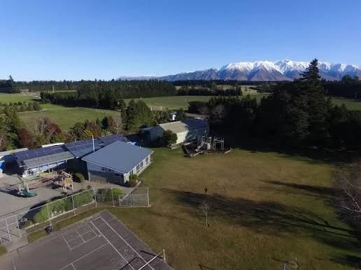 Windwhistle School — Schools in Windwhistle