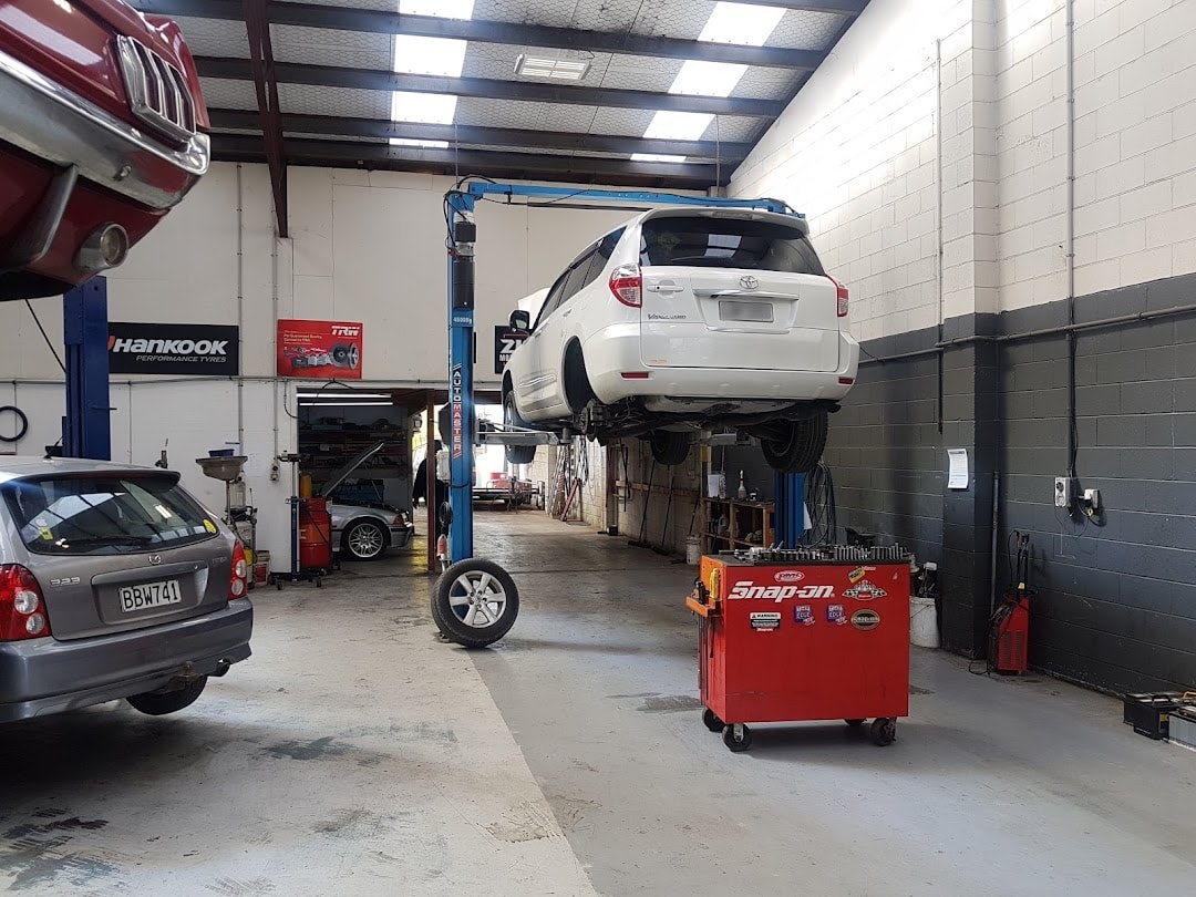 AUTOTECH HAMILTON — Mechanics in Hamilton
