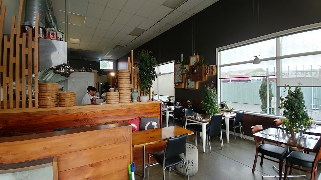 Chikos Restaurant & Cafe — Takeaway Food in Auckland