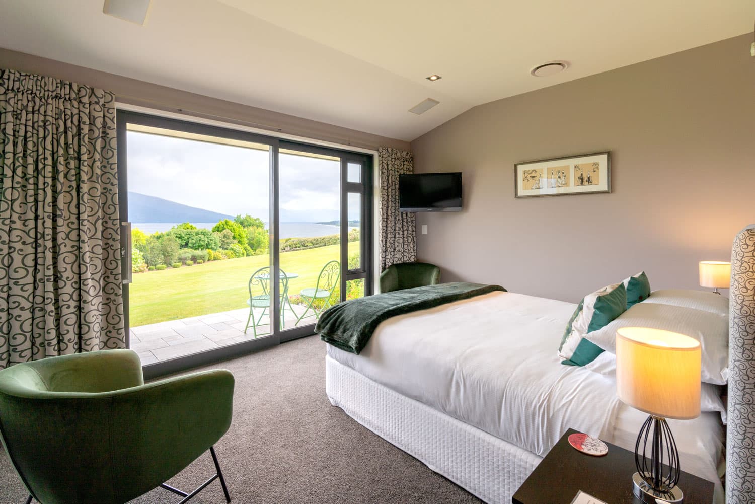 High Leys Lodge — Bed & Breakfasts in Te Anau