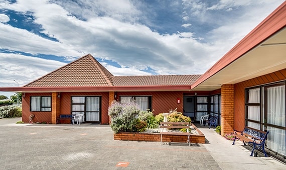 Ace High Motor Inn — Accommodation in Napier
