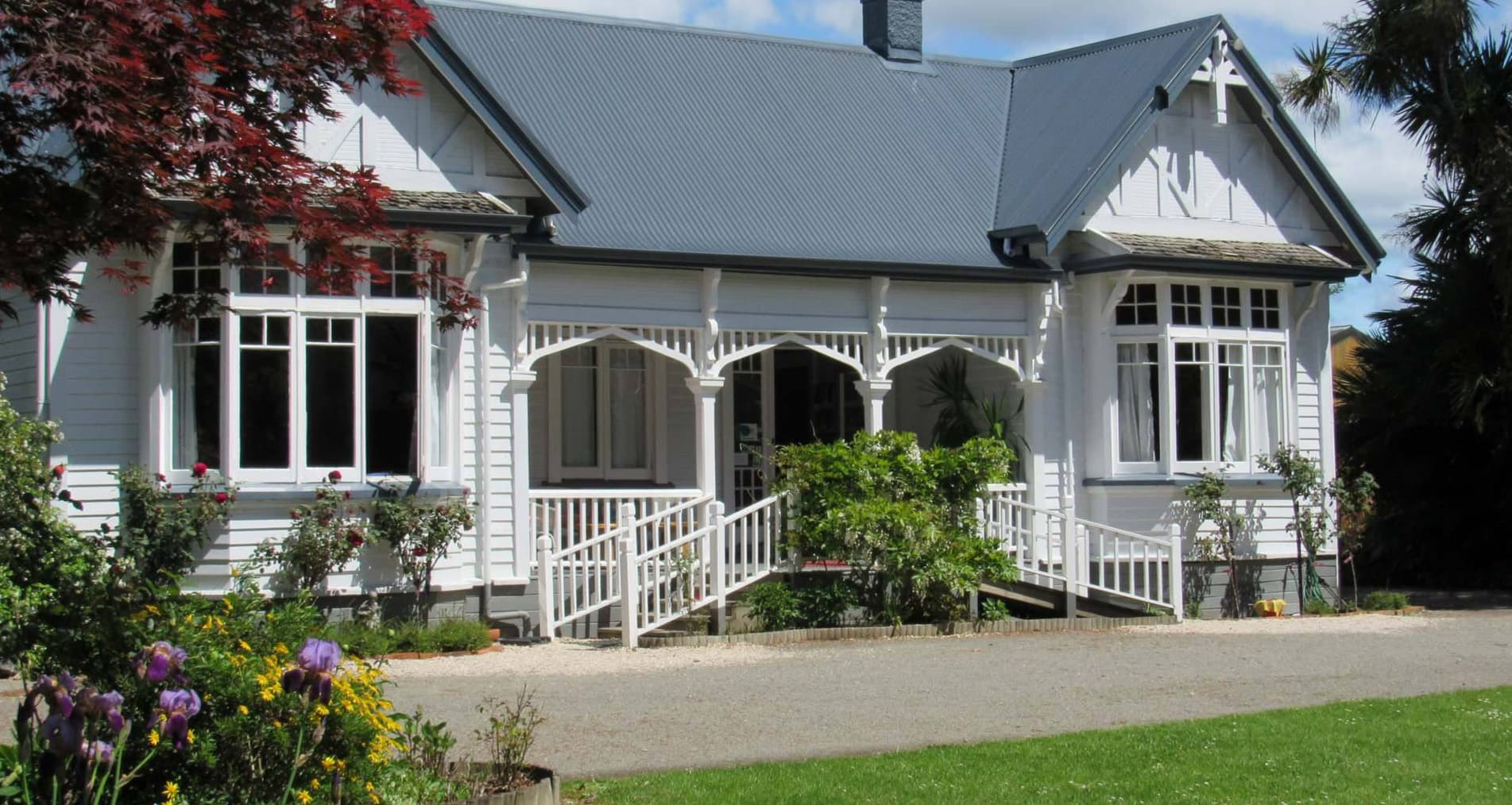 White Elephant — Accommodation in Motueka