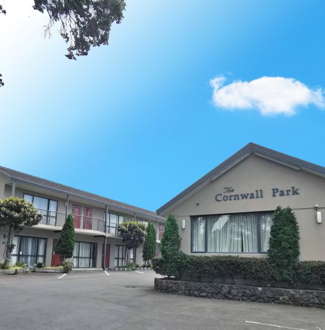 Cornwall Park Motor Inn — Accommodation in Albert-Eden
