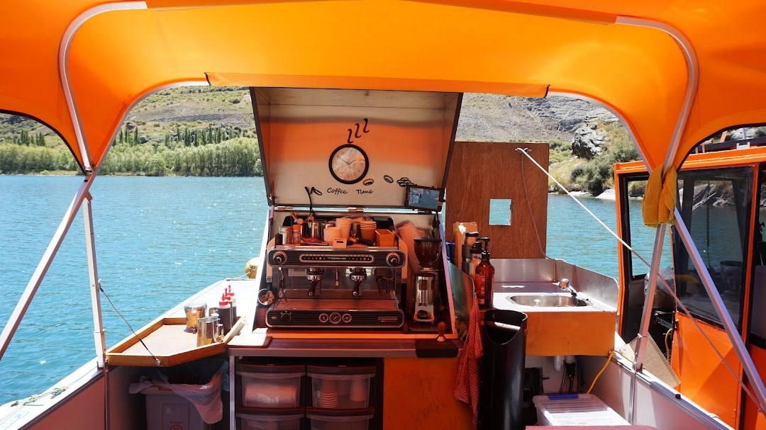 Coffee Afloat & Burger Afloat — Café in Cromwell Gorge