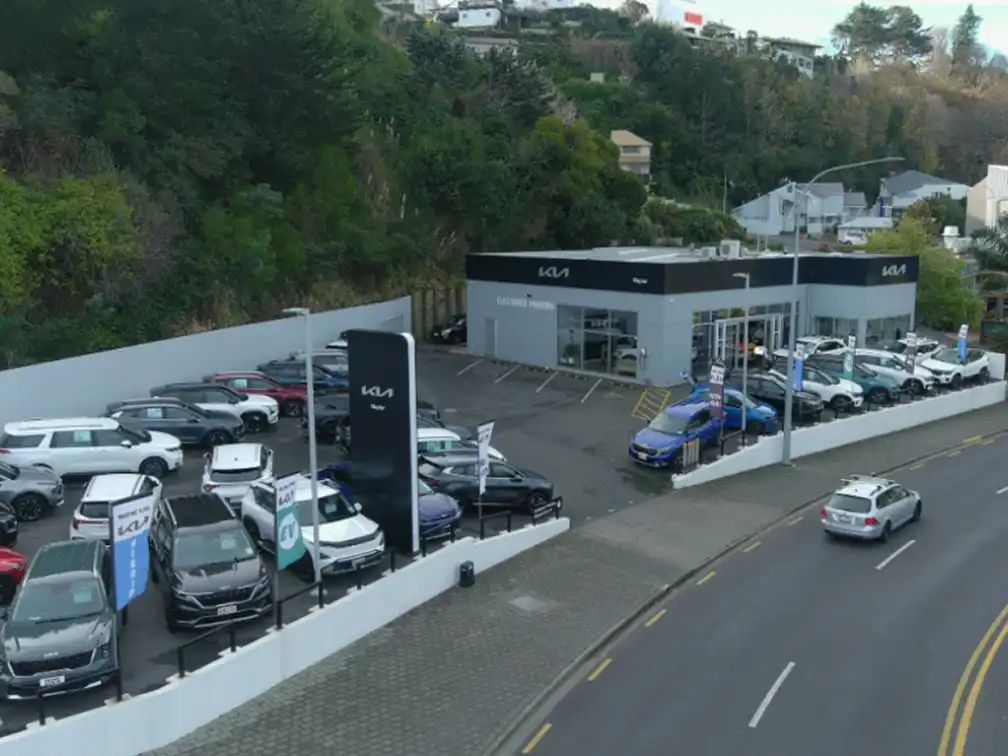 Wayne Kirk Mitsubishi Hastings — Car Dealerships in Hastings