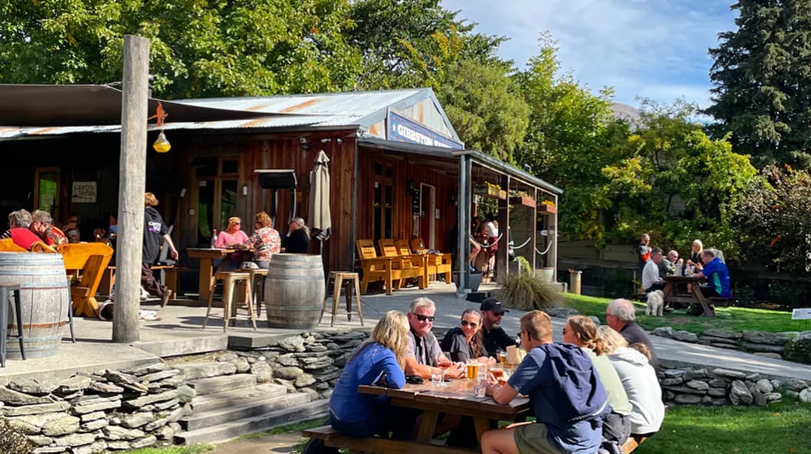 Gibbston Tavern — Restaurants in Queenstown