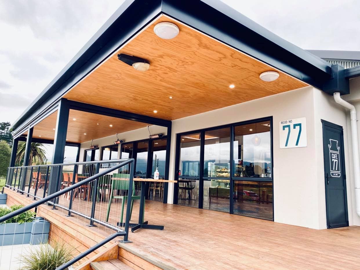 Cafe 77 — Café in Manawaru