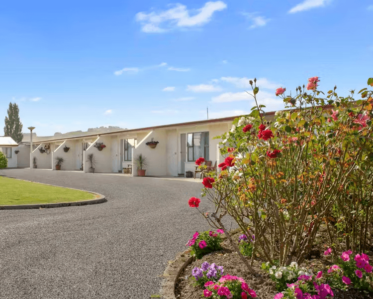 ASURE Oakleigh Motel Gore — Accommodation in Gore
