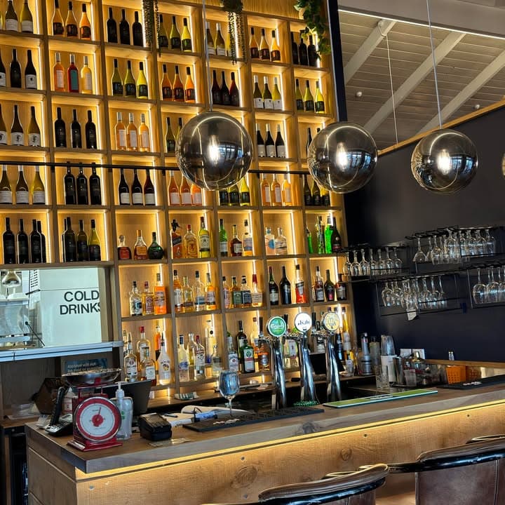 Little & Local Bar & Bistro