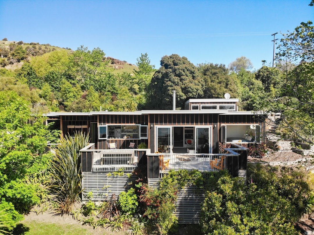 Lawrence Peeters BayleysMetro Real Estate Dunedin — Real Estate Agents in Dunedin