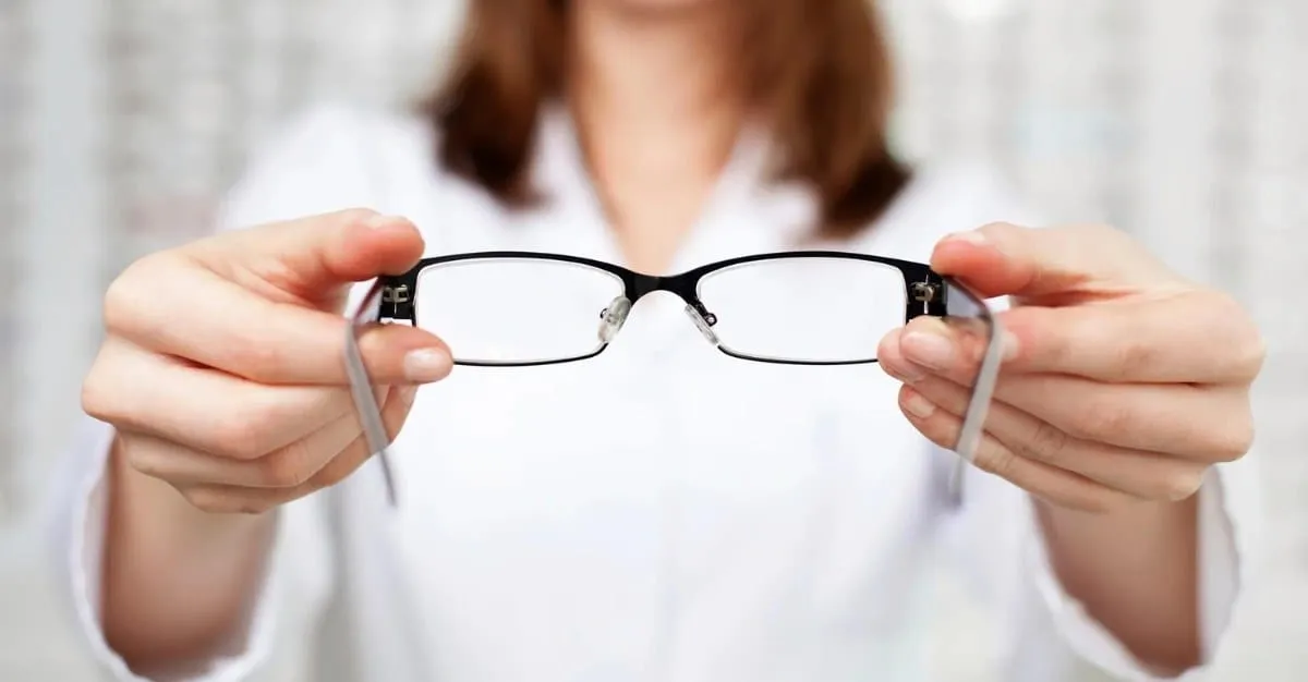 Callaghan & McKinlay — Optometrists in Lower Hutt