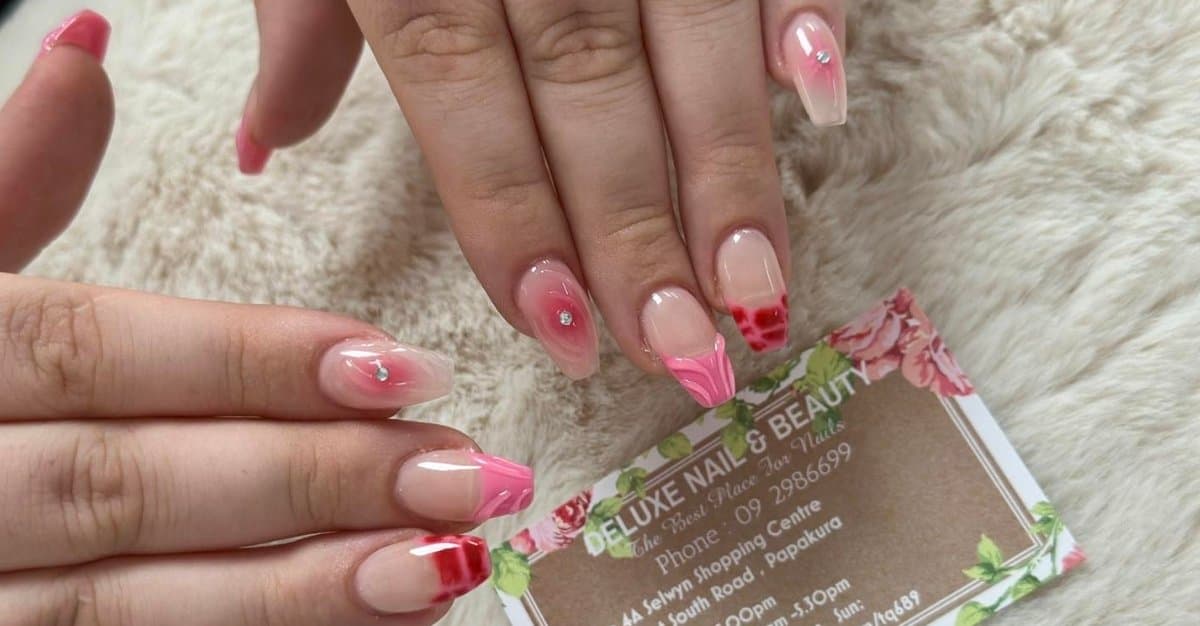Deluxe Nail & Beauty