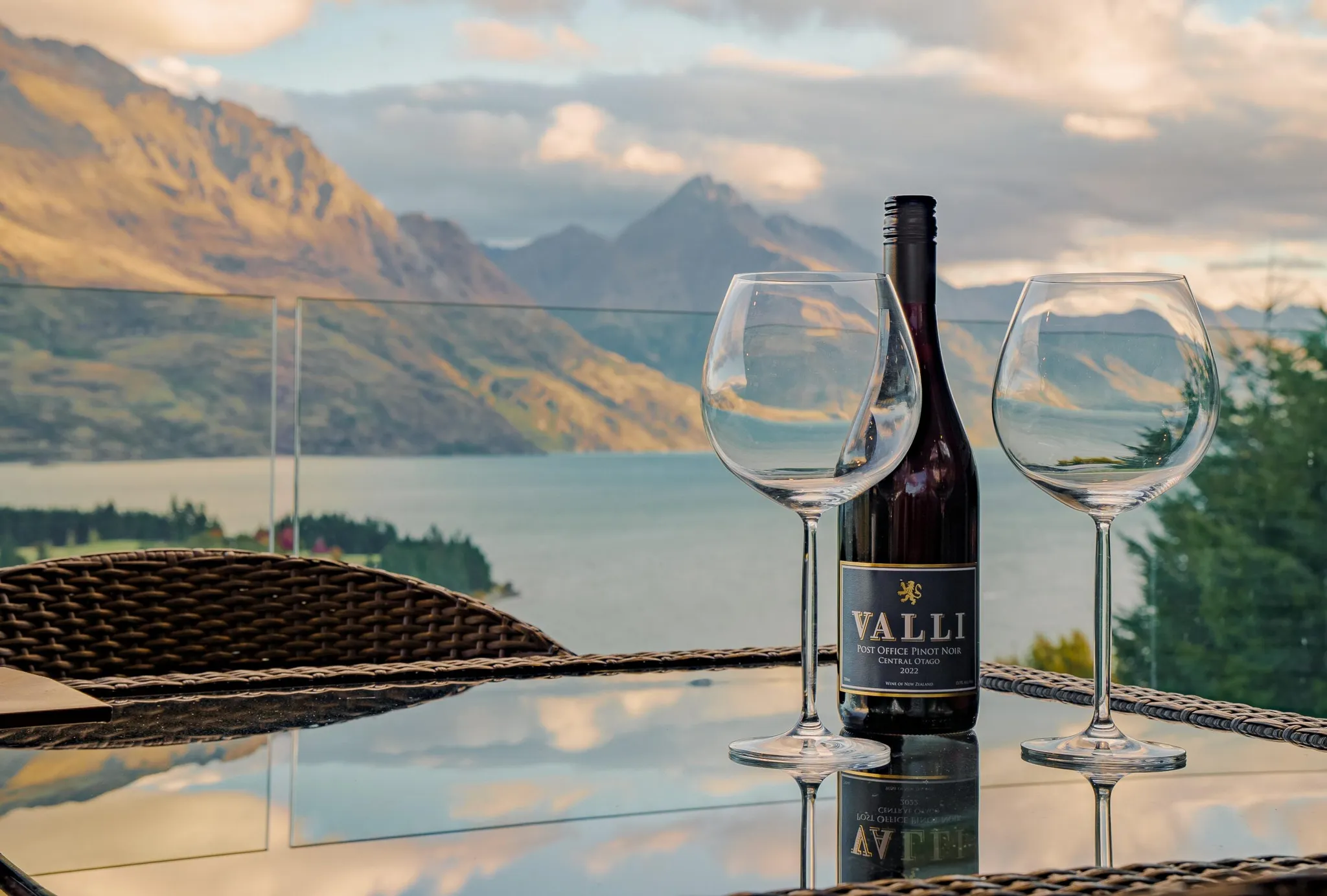 Lake and Peak Property Management Queenstown — Accommodation in Queenstown