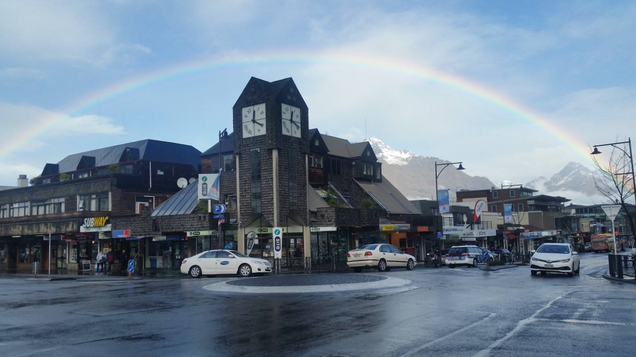 Queenstown i-SITE — Travel & Tourism in Queenstown