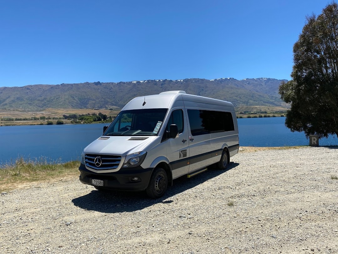 Samuels Vehicle Hire Auckland — Car Rental Services in Beachlands