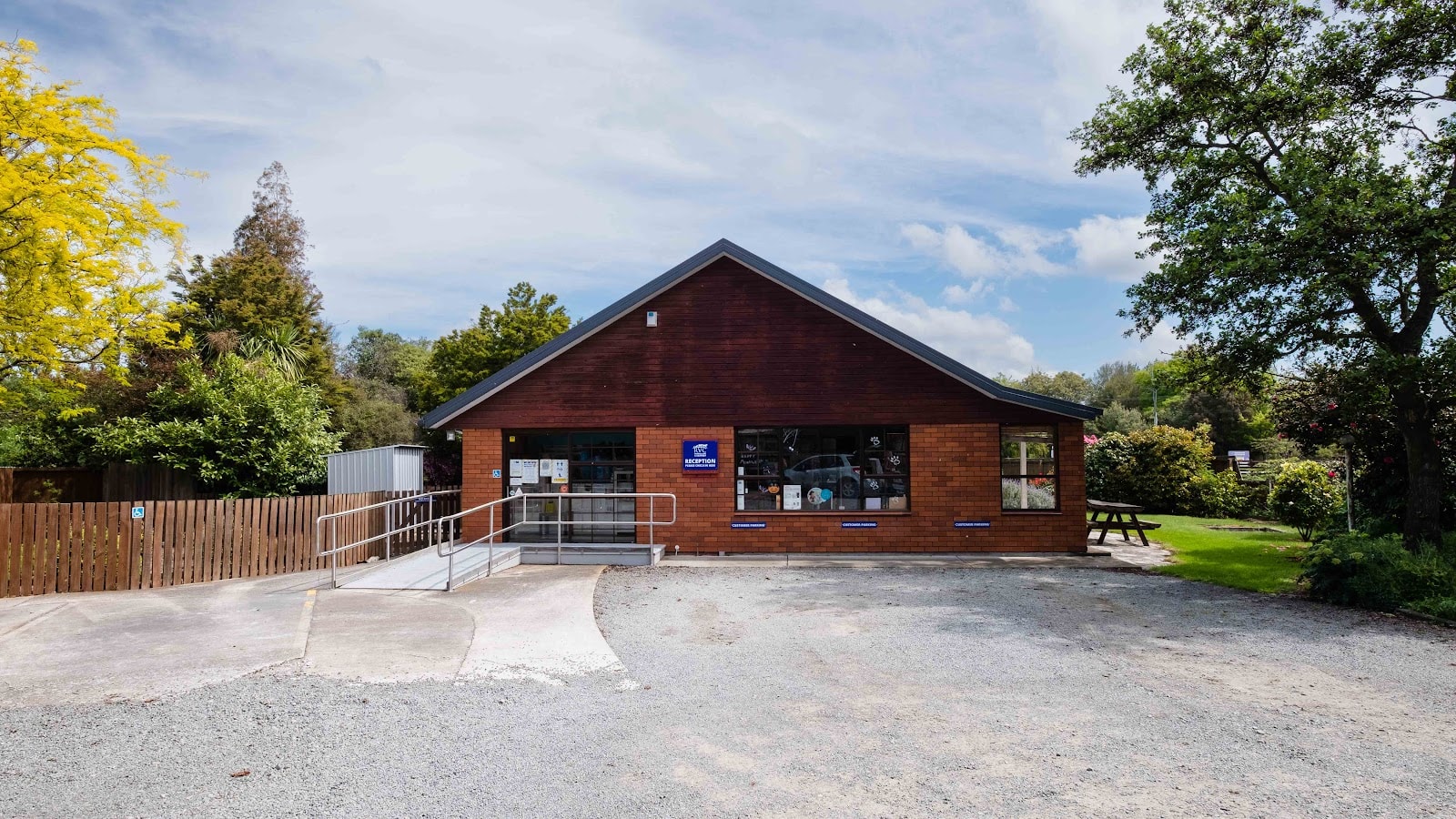 PAWS Vets — Vets in Woodend
