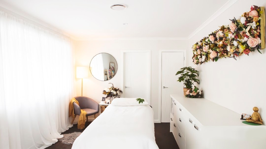 Renew You - Rural Beauty Retreat — Beauty Salons in Peka Peka