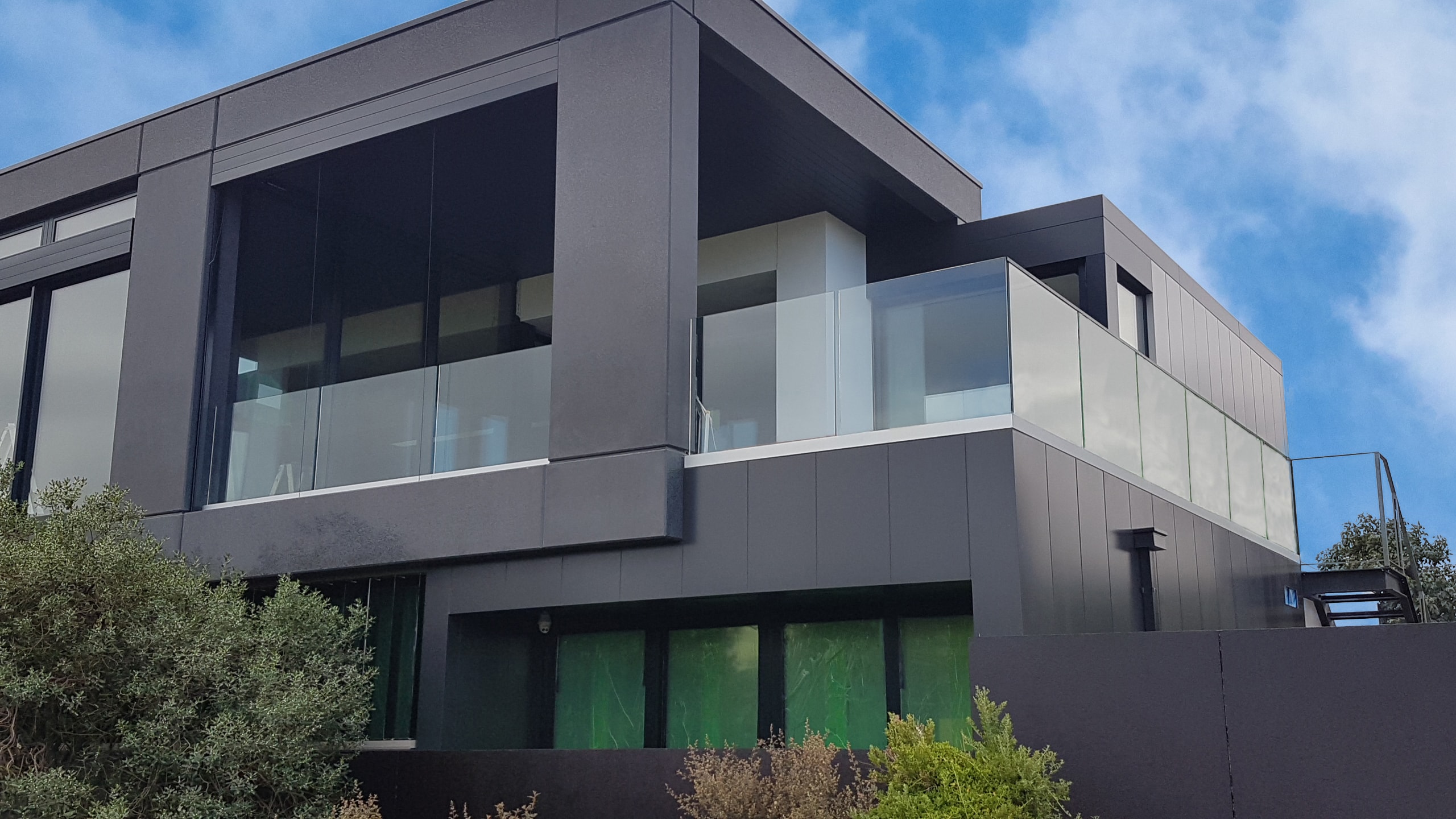 NZ Glass — Manufacturers in Hibiscus Coast