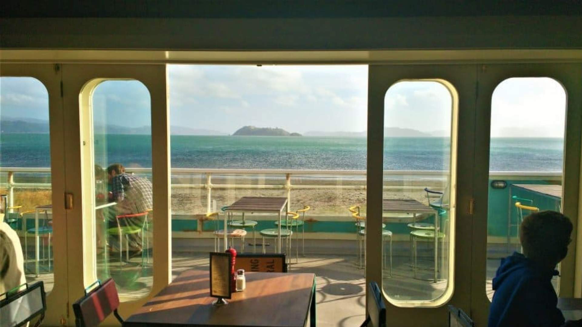 Seashore Cabaret — Café in Lower Hutt