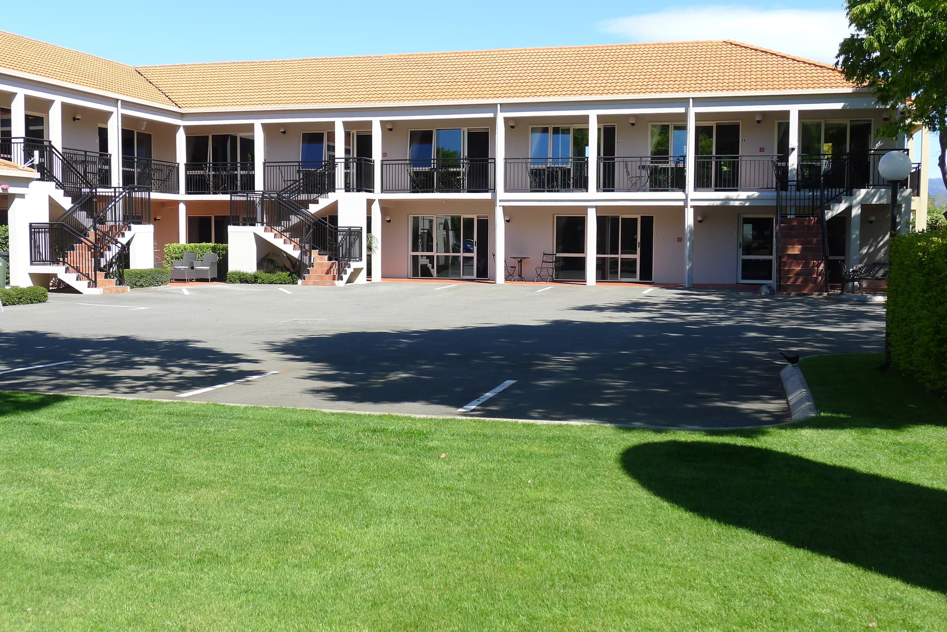 Lugano Motor Lodge — Accommodation in Blenheim