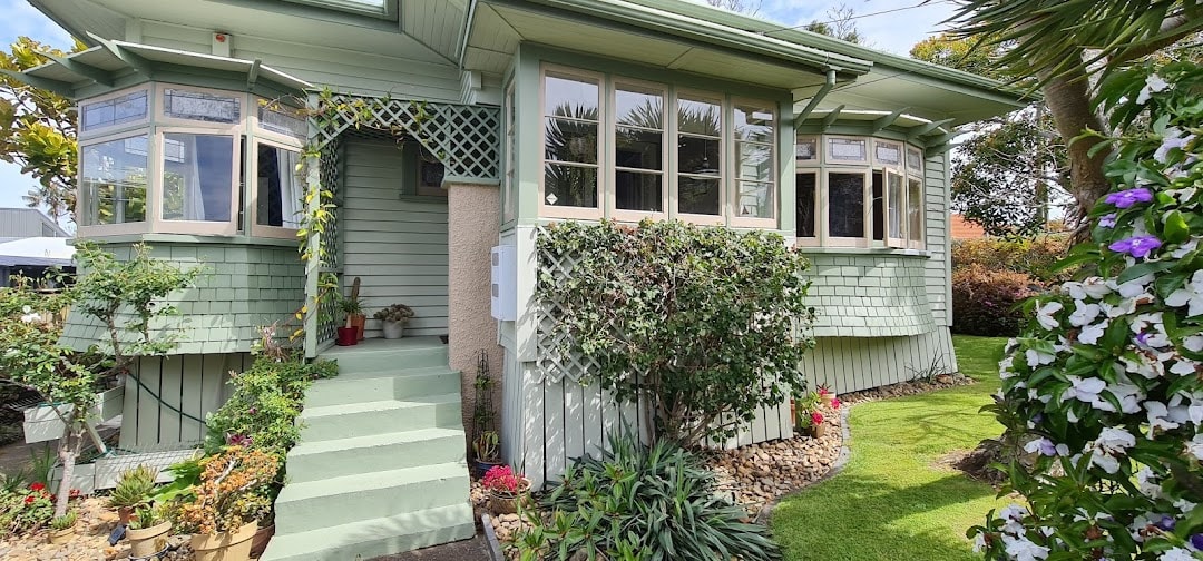 Alan Vessey Top Auckland Real Estate Agent — Real Estate Agents in Auckland