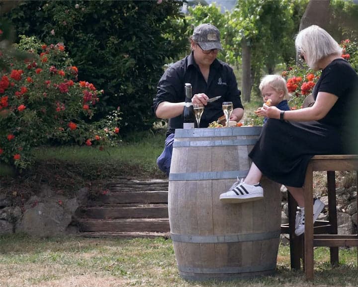 Esses Wine Company — Food & Beverage in RD1