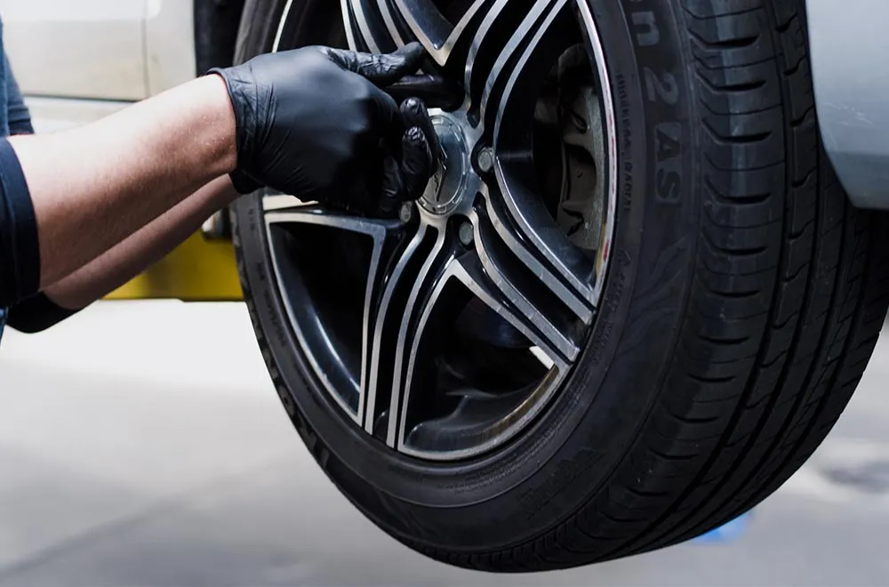 Broadway Motors — Mechanics in Wellington