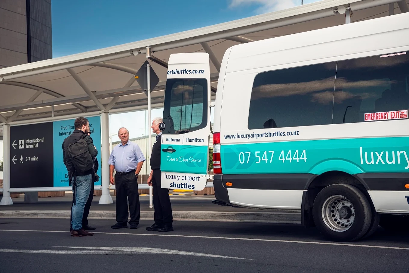 Luxury Airport Shuttles — Taxis & Shuttles in Auckland