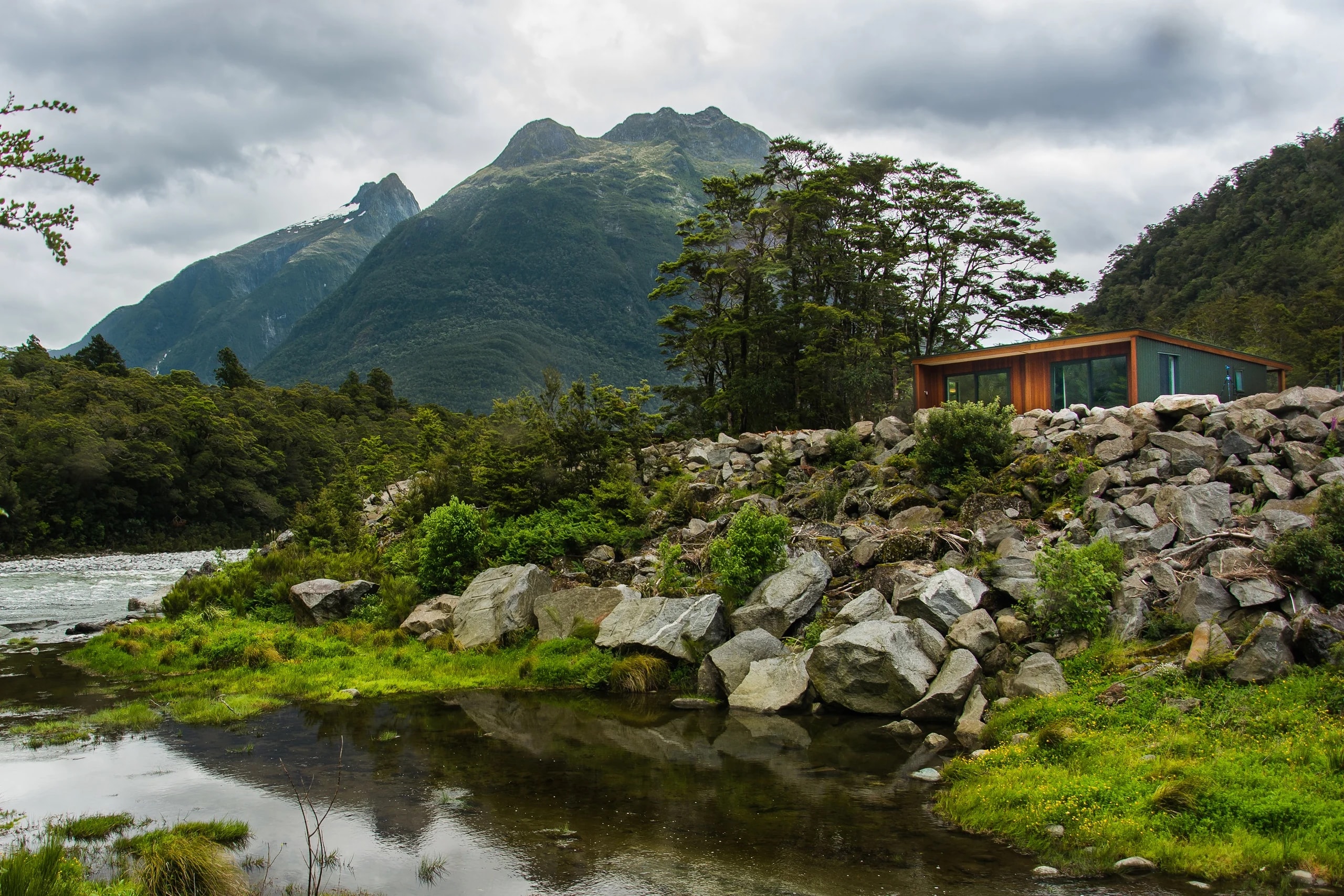 Milford Sound Lodge — Accommodation in Milford Sound