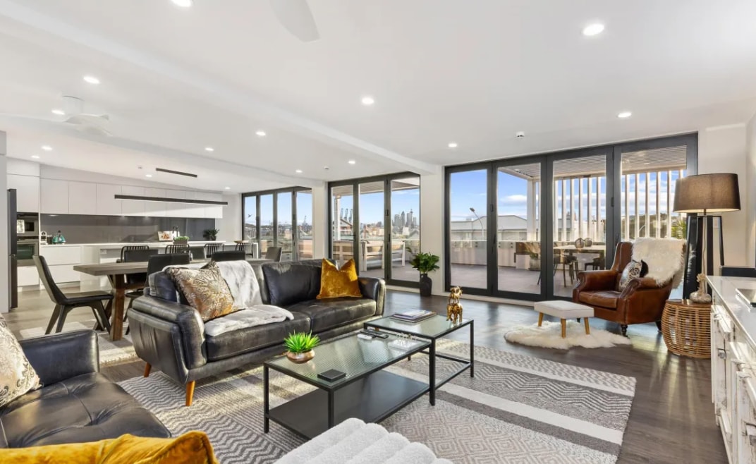 Stay-Luxe — Accommodation in Devonport