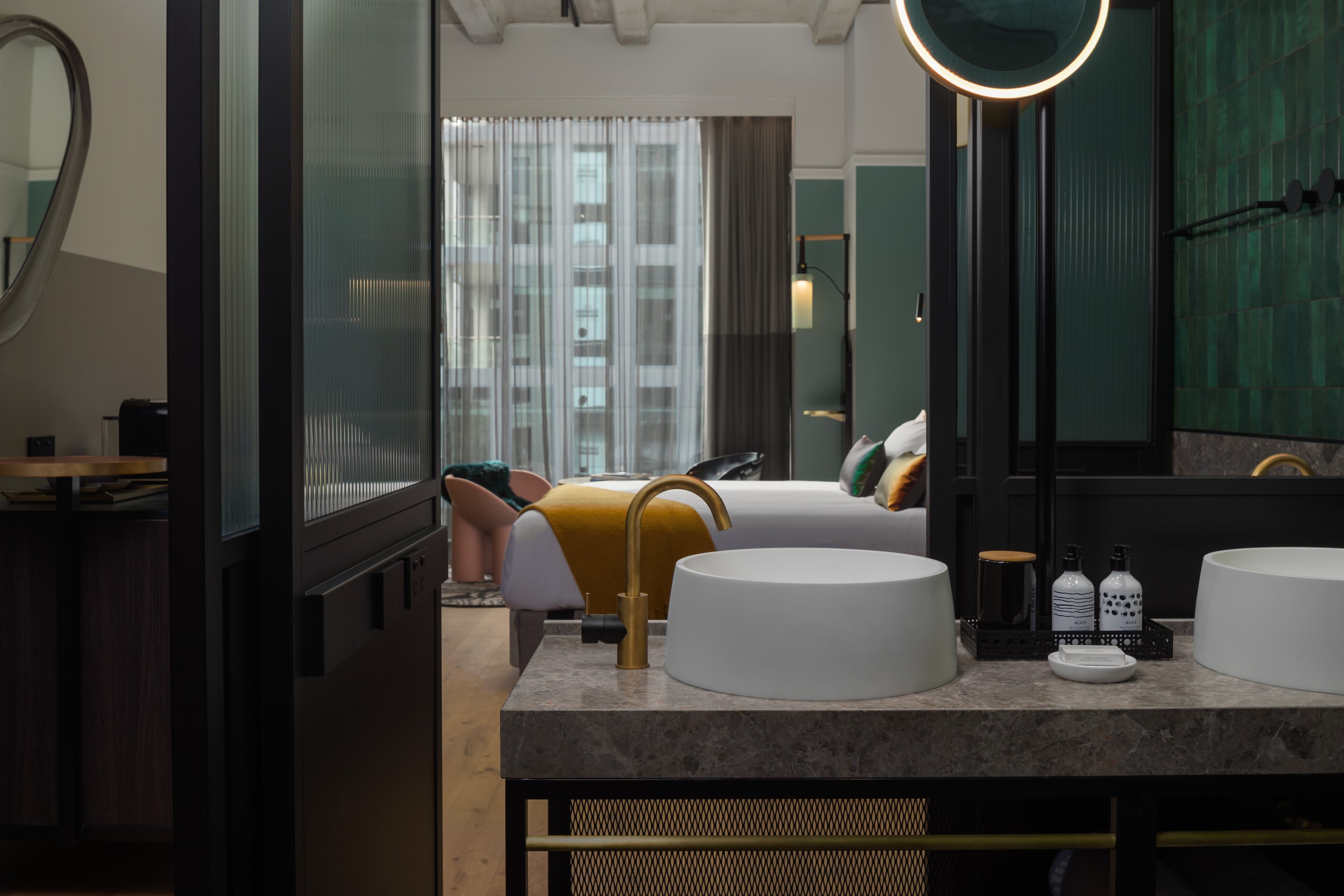QT Auckland — Accommodation in Auckland
