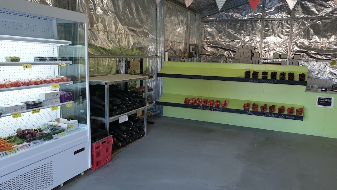 Roberts Rural Market — Food & Beverage in Earnscleugh