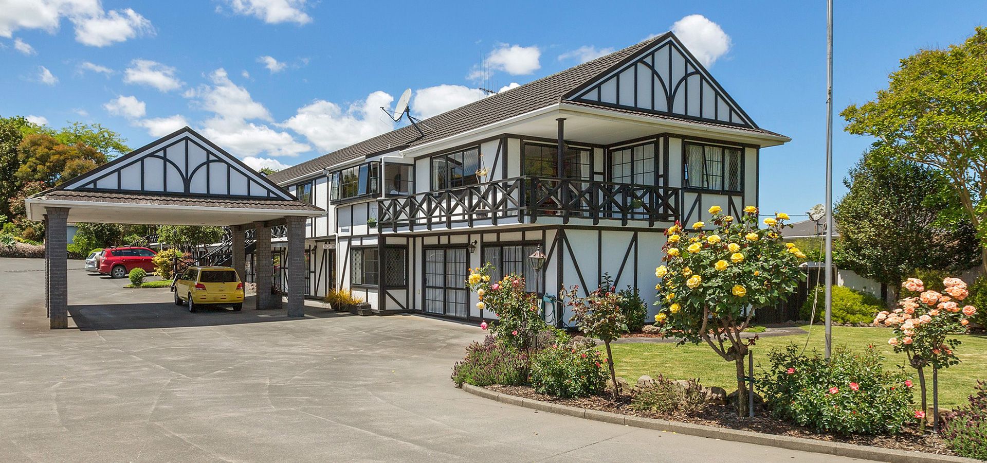 Kingswood Manor Motel — Accommodation in Whangārei