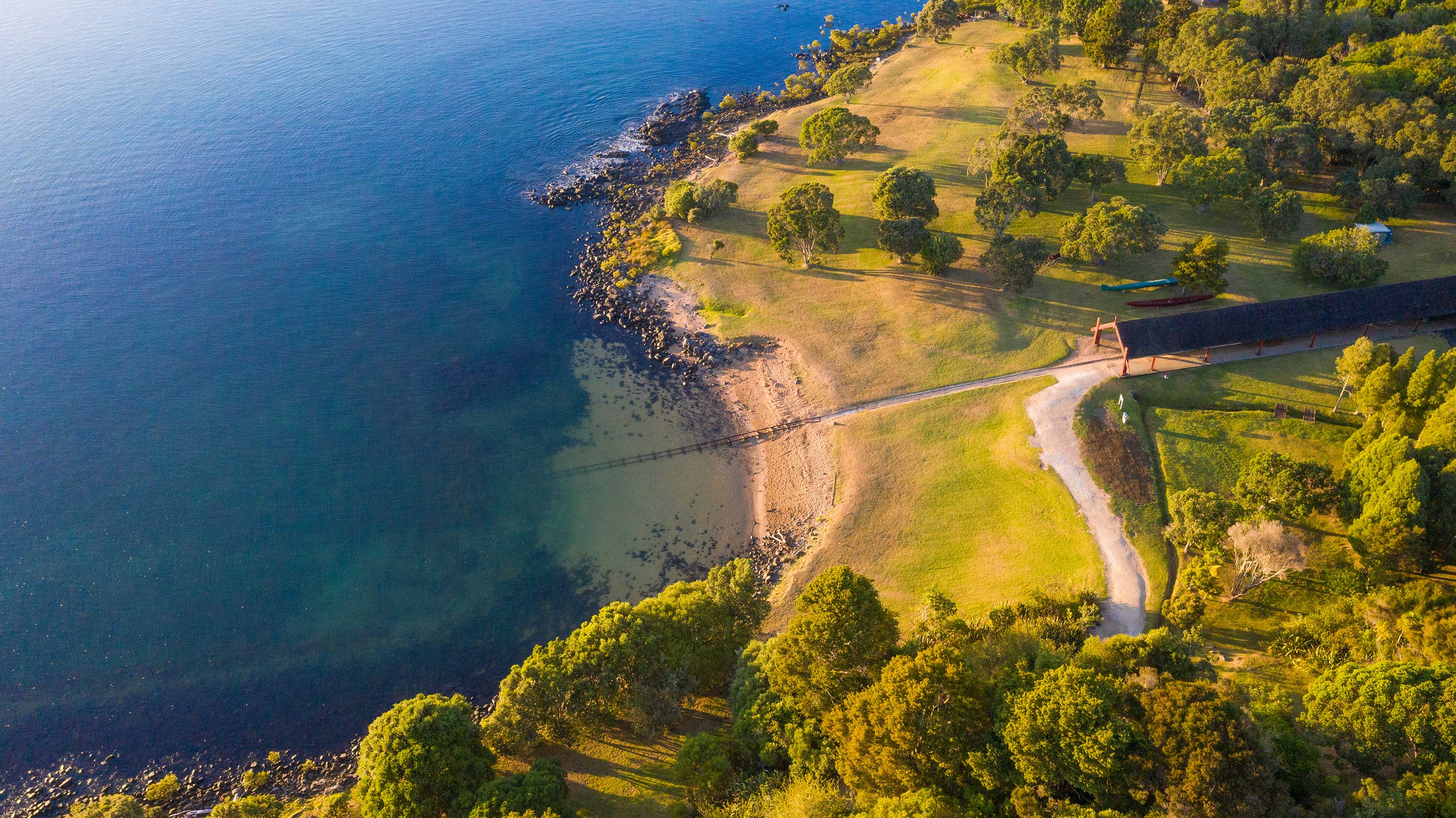 Whare Waka Café — Café in Waitangi