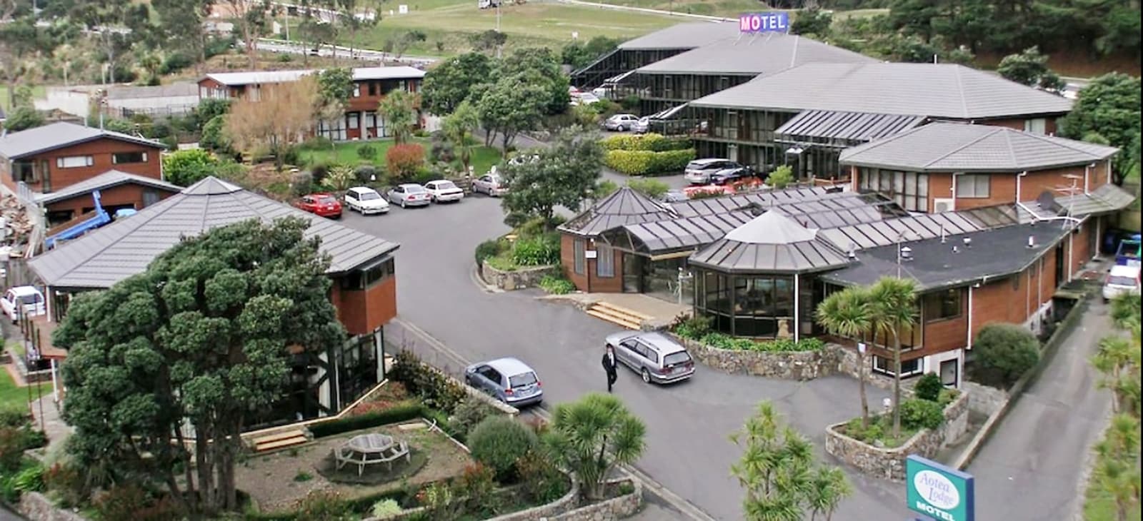 Aotea Lodge — Accommodation in Porirua