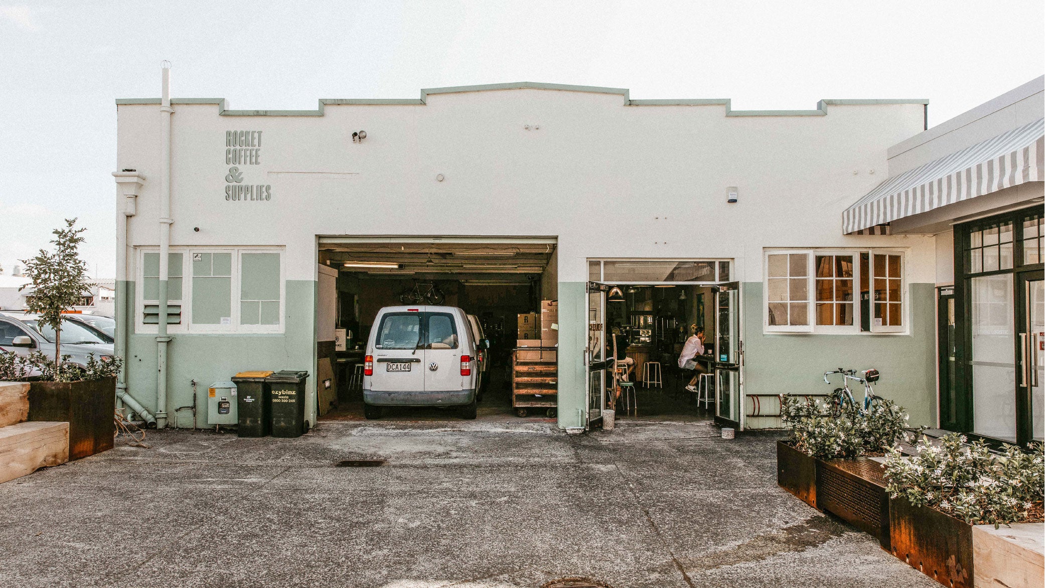 Rocket Coffee — Cafés in Hamilton