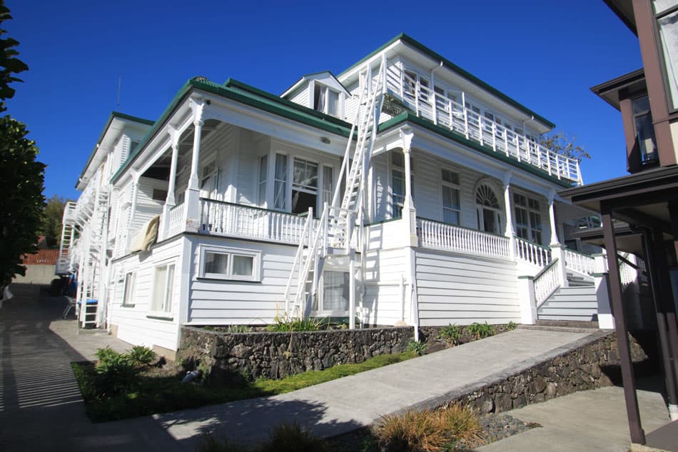 Eden Park Lodge — Accommodation in Albert-Eden