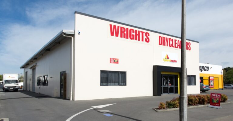 Wrights Drycleaners Apparelmaster