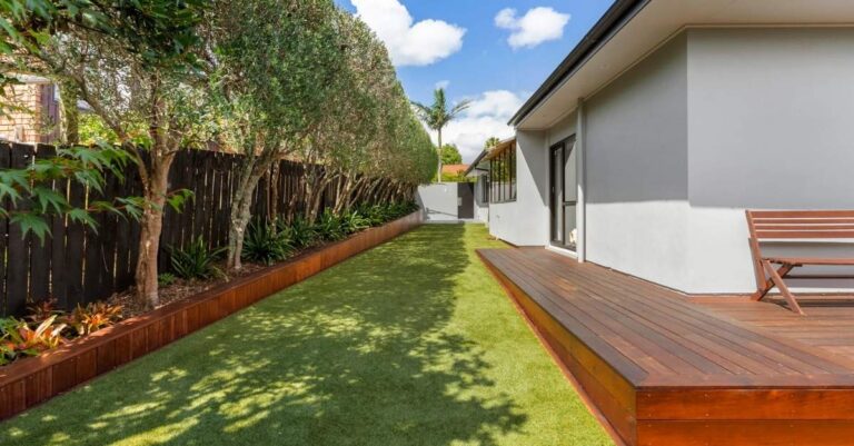gardners gardening landscaping.jpg